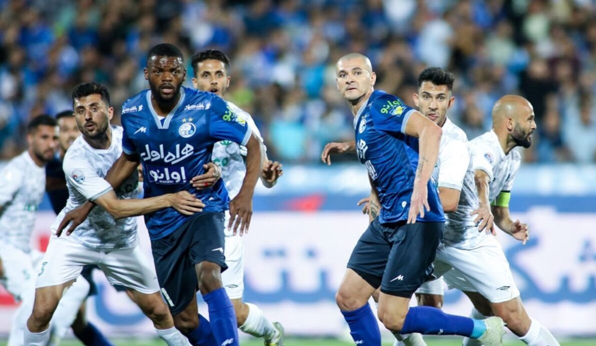 خارجی‌های استقلال در مسیر خروج