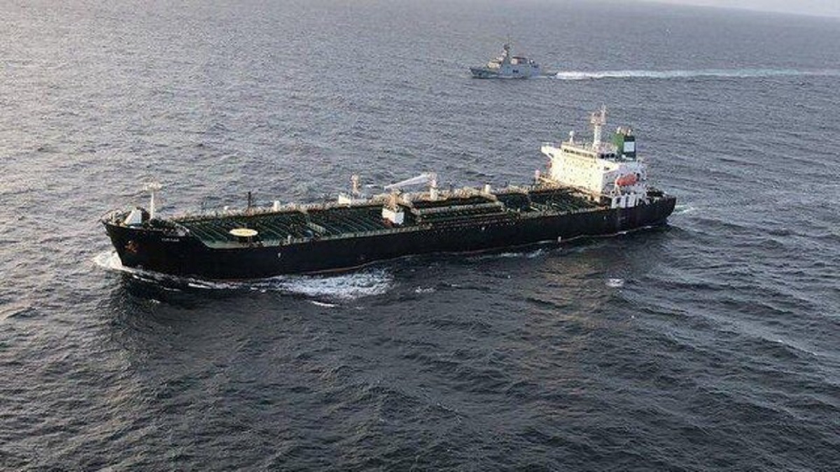 العهد: نفتکش جدید ایرانی وارد بندر بانیاس سوریه شد