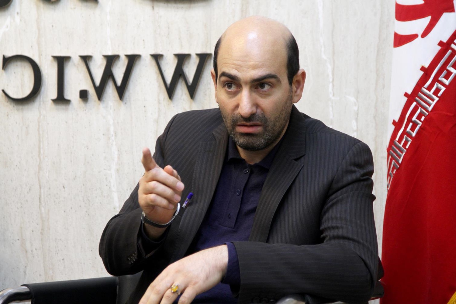 شورای نگهبان ردصلاحیت نمایندگان دخیل در انتصابات را صادر کند/ در حوزههای انتخابیه به ما میگویند «بیعرضهاید»! شورای نگهبان ردصلاحیت نمایندگان دخیل در انتصابات را صادر کند/ در حوزههای انتخابیه به ما میگویند «بیعرضهاید»!