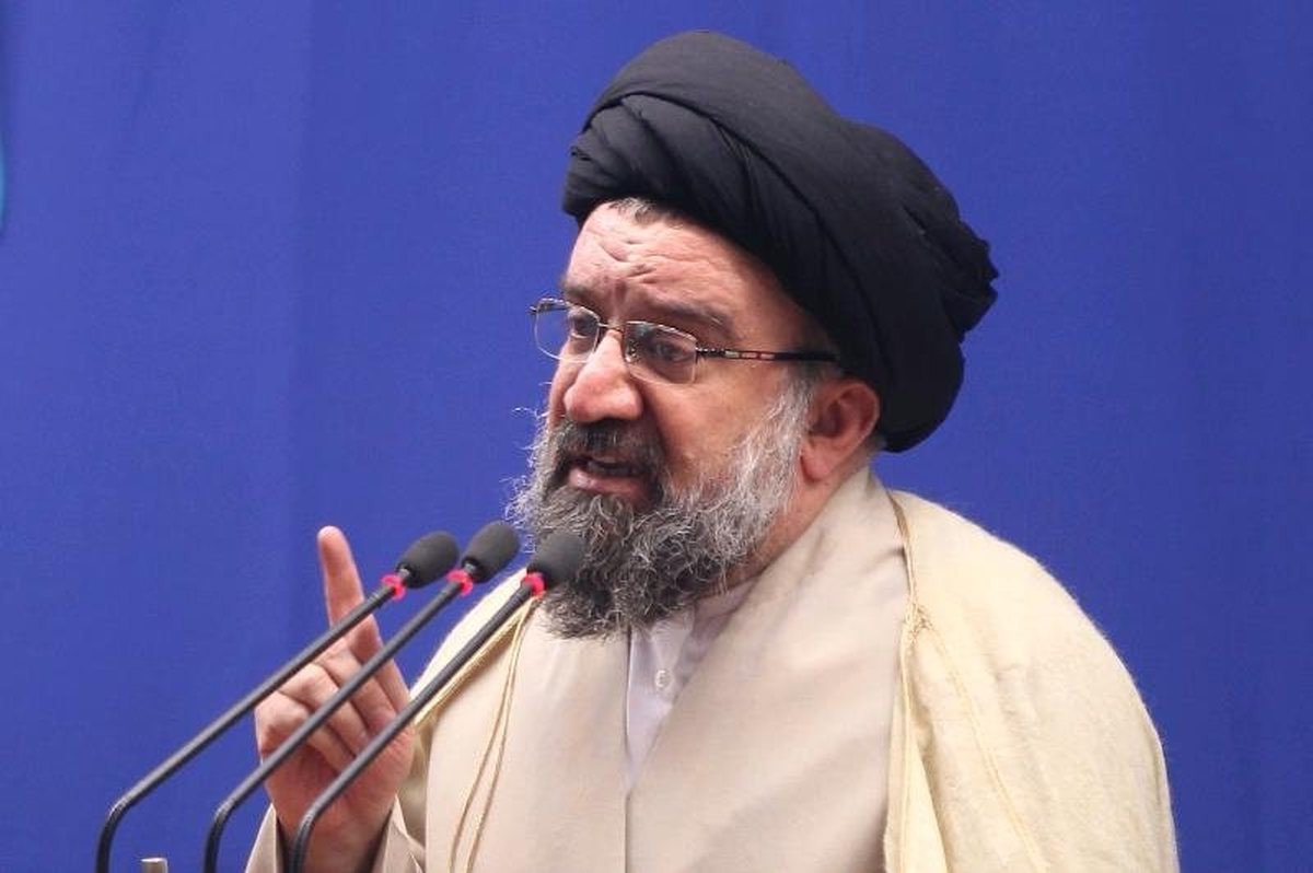 اصرار ما بر حکم الهی حجاب، نادیده گرفتن دیگر مفاسد نیست/ بسیاری از بی حجابان زن و بچه‌های مفسدان اقتصادی هستند