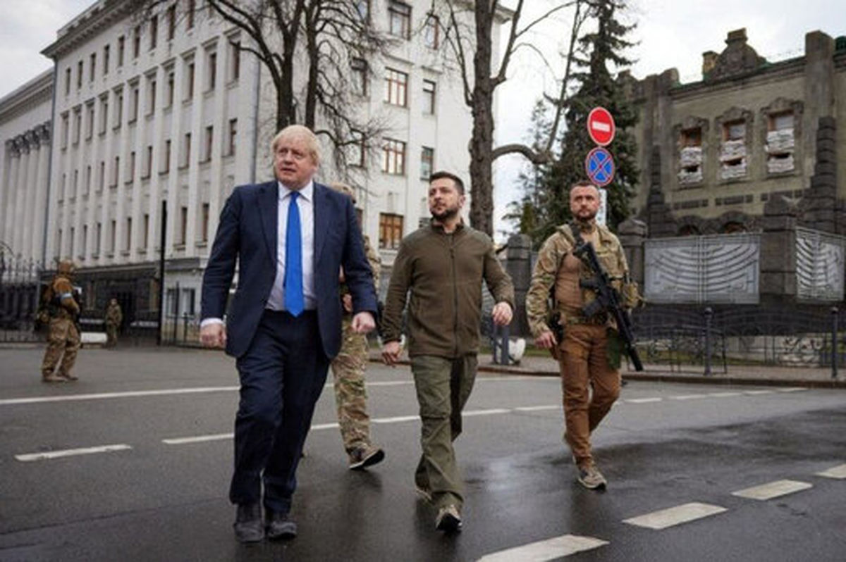 زلنسکی خطاب به جانسون: از استعفای شما ناراحتیم زلنسکی خطاب به جانسون: از استعفای شما ناراحتیم