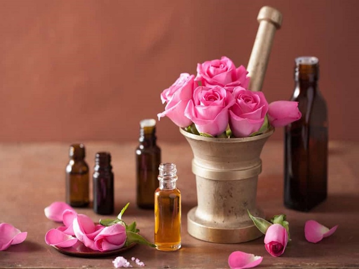 نحوه ساخت عطر در خانه نحوه ساخت عطر در خانه