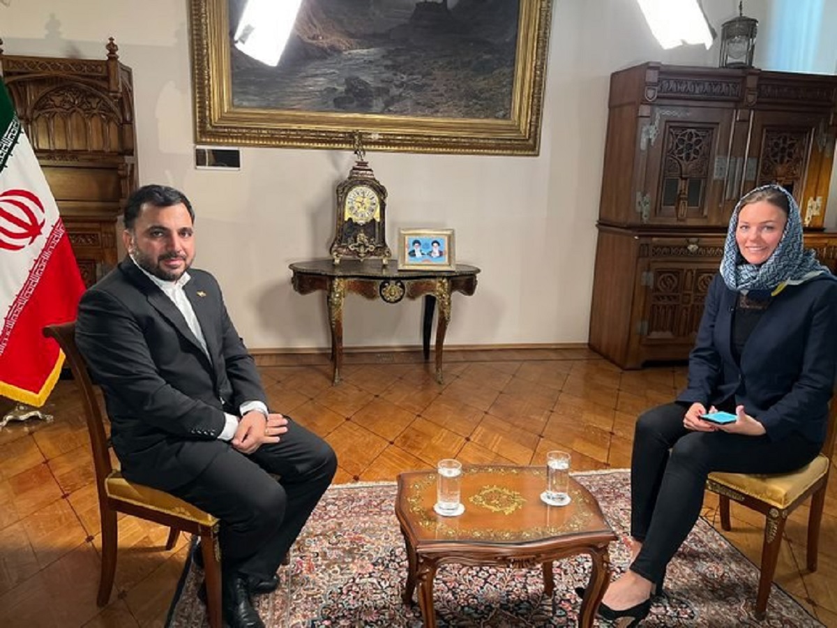 وزیر ارتباطات در مسکو