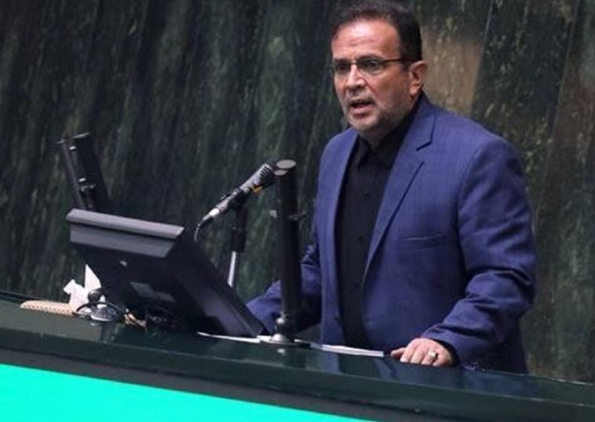 امضاهای درخواست استیضاح وزیر صمت به حد نصاب رسید/ سخنرانی وزیر صمت در نماز جمعه تاثیری در تصمیم مجلس ندارد امضاهای درخواست استیضاح وزیر صمت به حد نصاب رسید/ سخنرانی وزیر صمت در نماز جمعه تاثیری در تصمیم مجلس ندارد