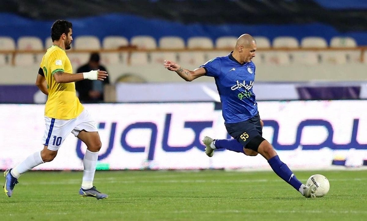 ستاره آبی ها در آستانه توافق با استقلال ستاره آبی ها در آستانه توافق با استقلال