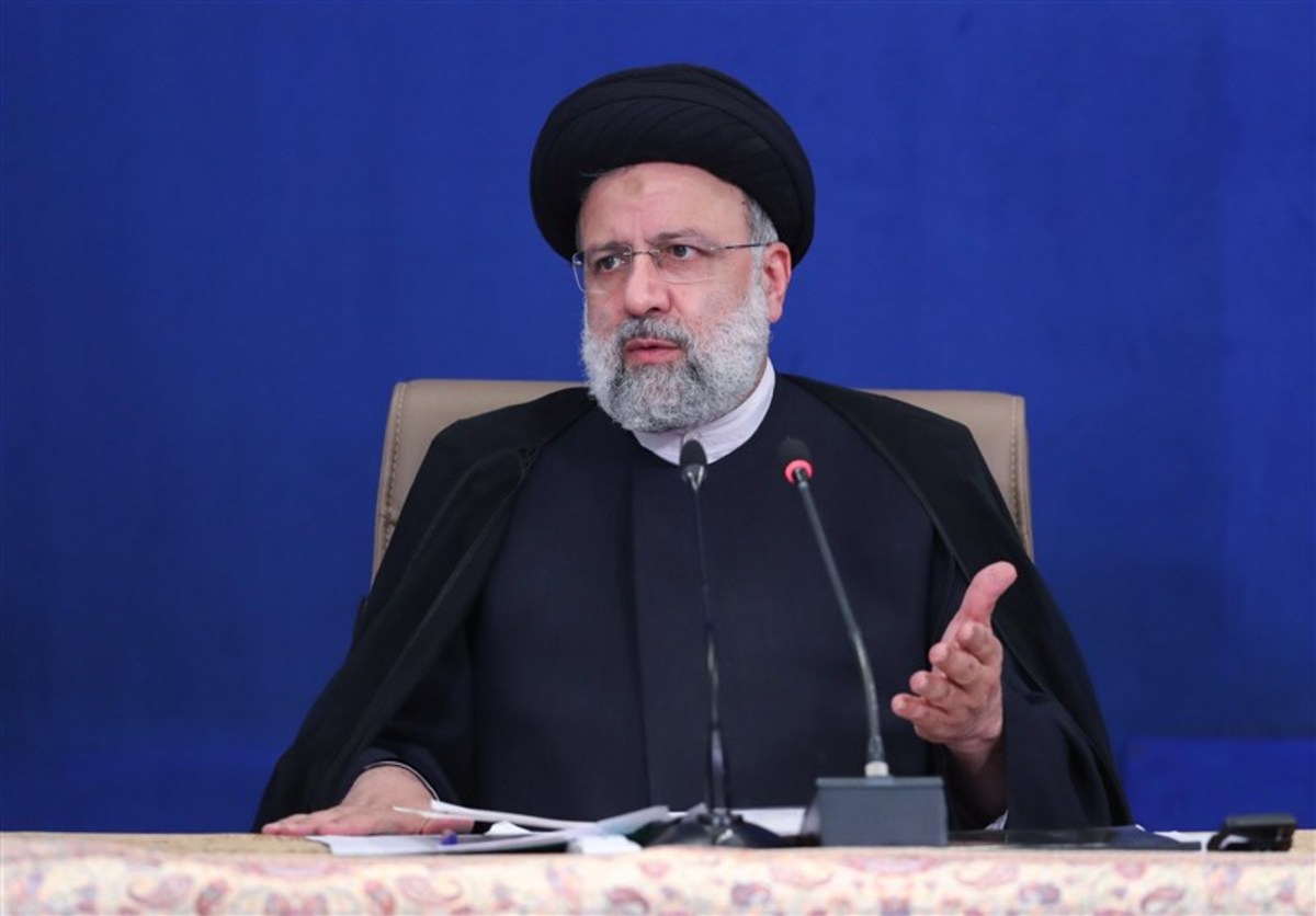 آقای رئیسی! همه وعده‌هایتان به کنار، با وعده گشت ارشاد مدیران چه می‌کنید؟