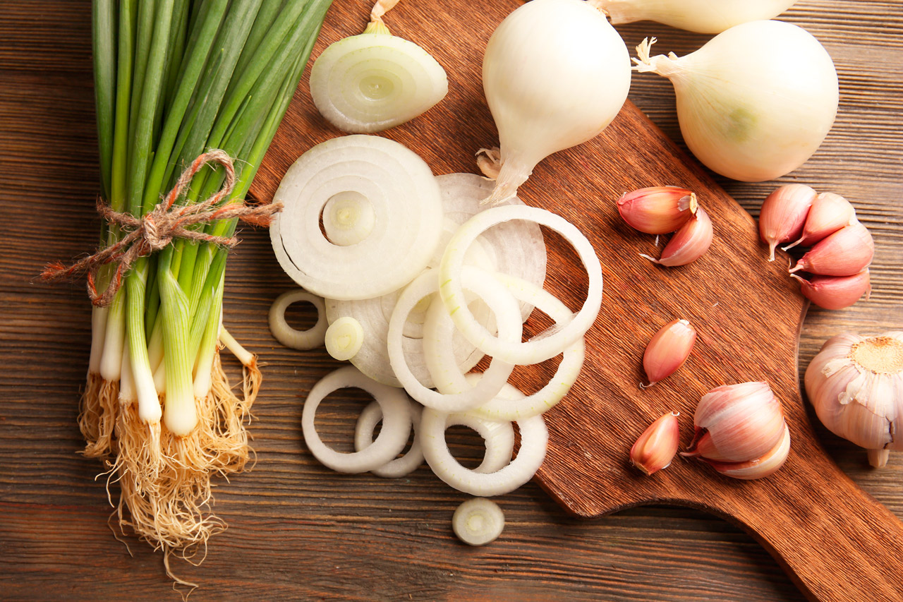 سیر و پیاز برای این افراد سم است