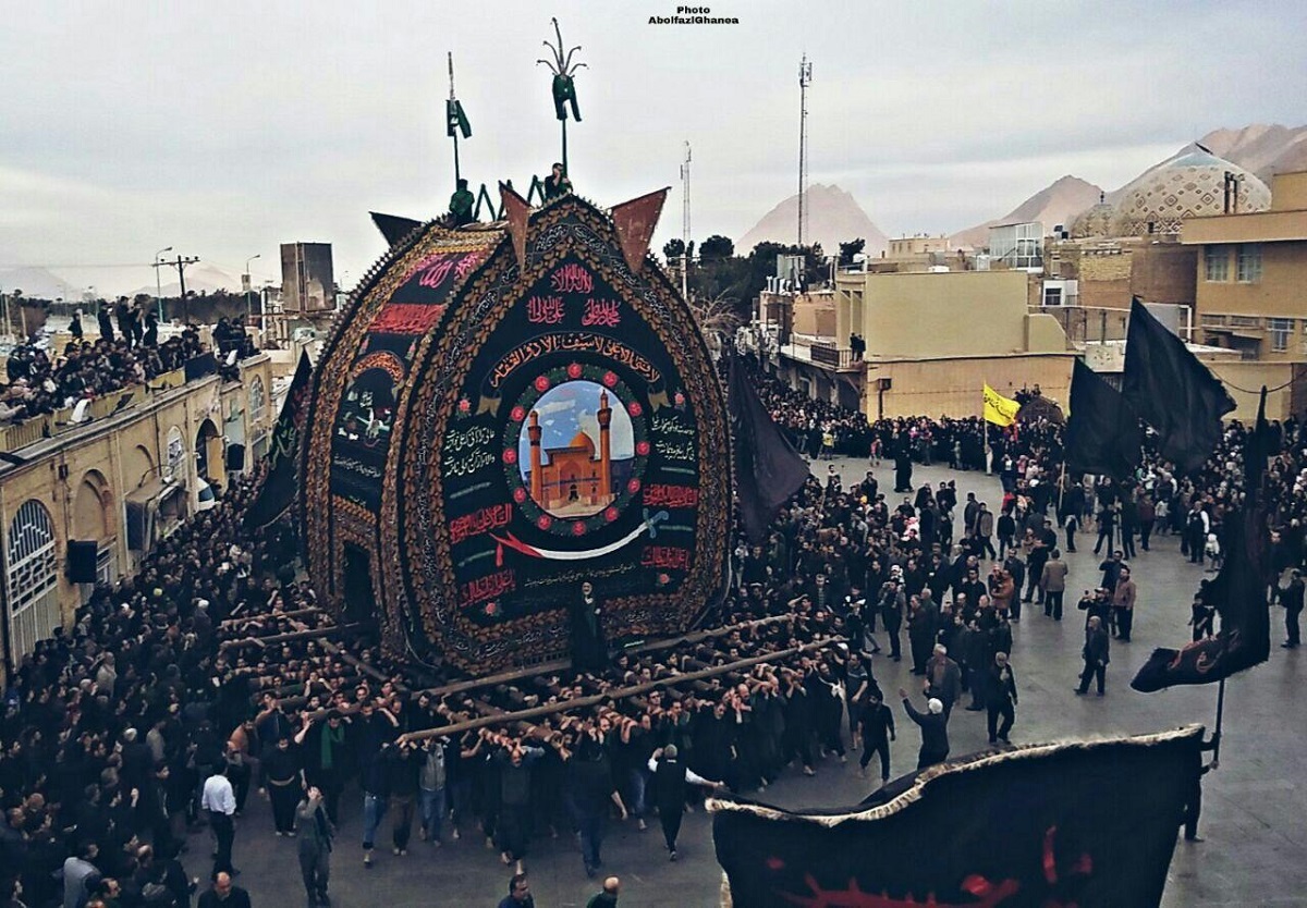 آیین نخل گردانی