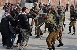حمله پلیس به عزاداران در کشمیر +فیلم