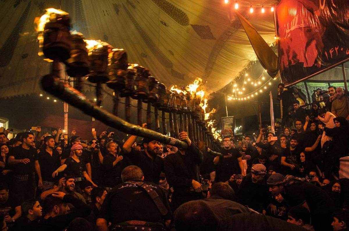 تصاویری از آیین مشعل گردانی در دولت‌آباد شهرری +فیلم