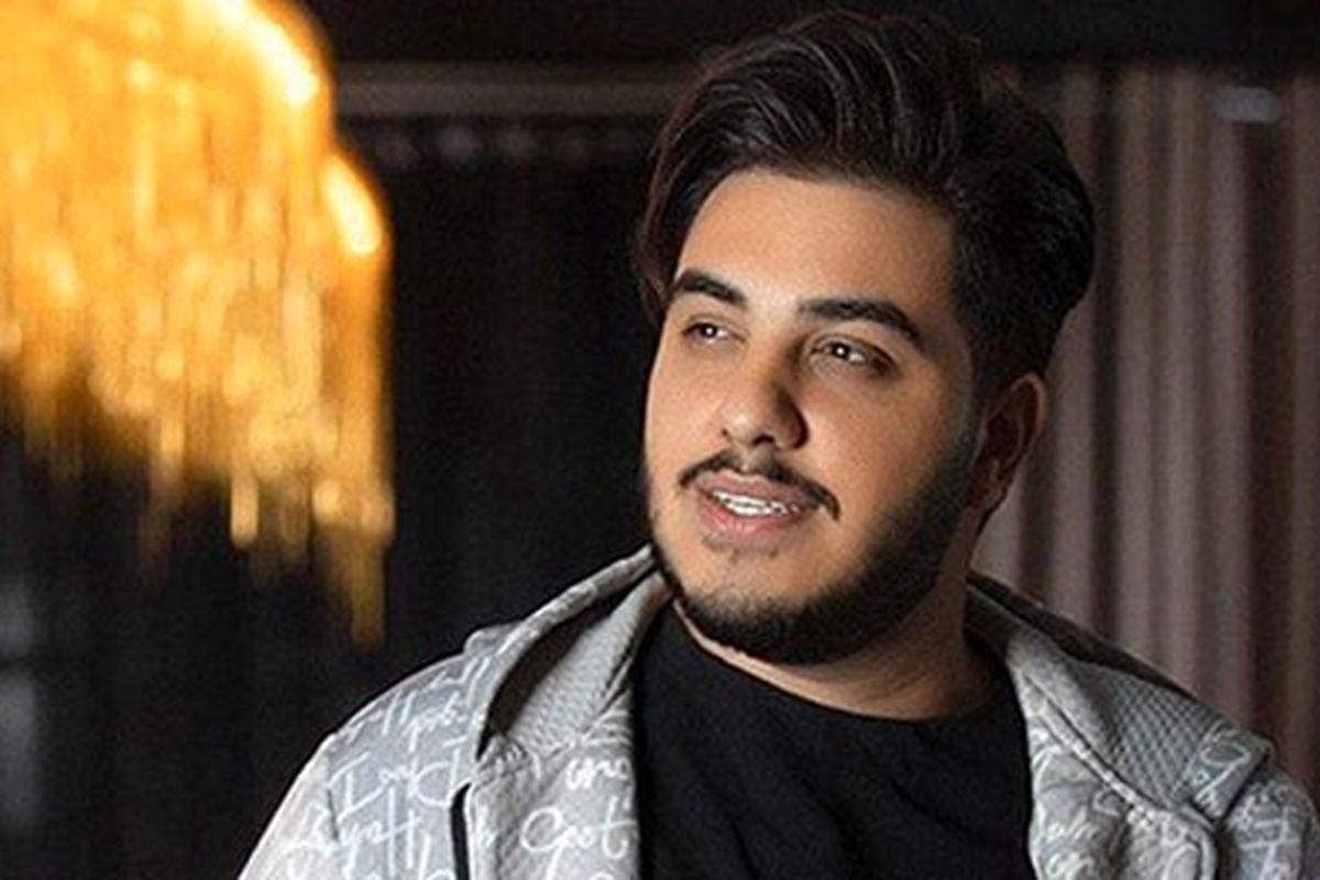 مداحی آرون افشار در روز عاشورا در شاندیز مشهد +فیلم