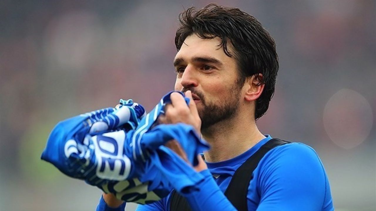 شکایت پادوانی از استقلال