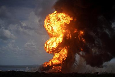آتش سوزی در پایانه تاسیسات نفتی کوبا