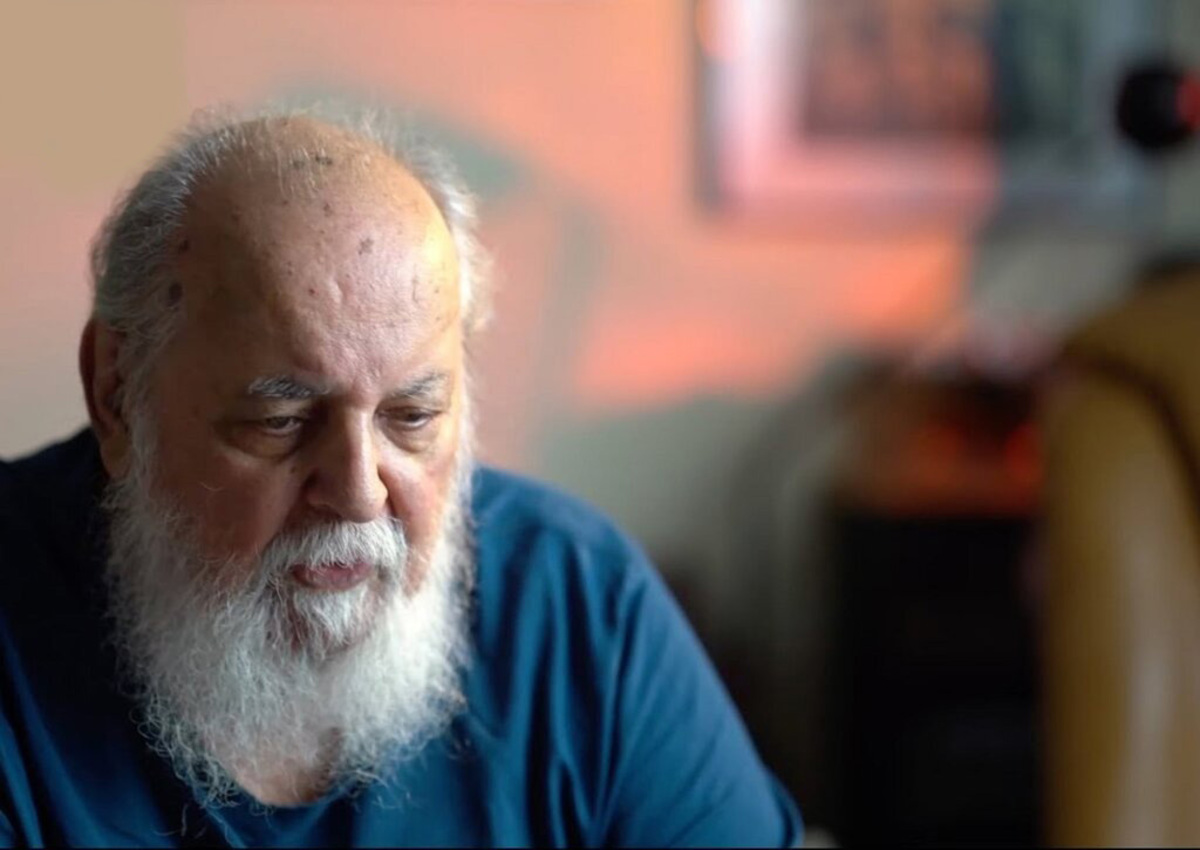 آخرین جزئیات از تشییع و تدفین هوشنگ ابتهاج/ سرنوشت درخت ارغوان و موزۀ ابتهاج آخرین جزئیات از تشییع و تدفین هوشنگ ابتهاج/ سرنوشت درخت ارغوان و موزۀ ابتهاج