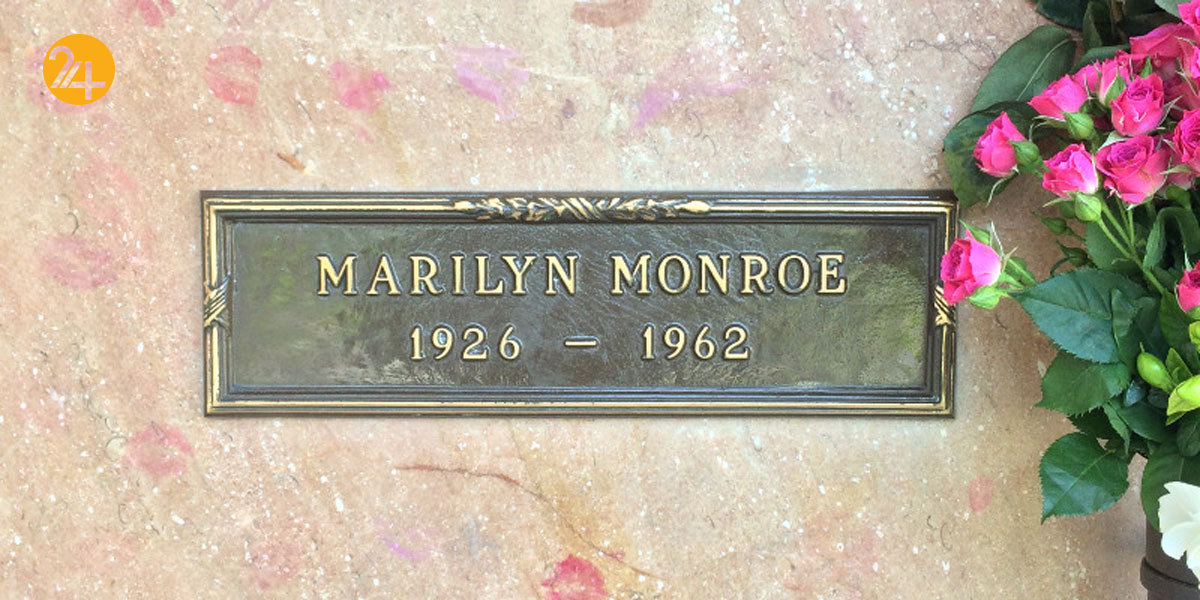 آرامگاه چهرههای مشهور جهان از جاناف کندی تا بروسلی آرامگاه چهرههای مشهور جهان از جاناف کندی تا بروسلی