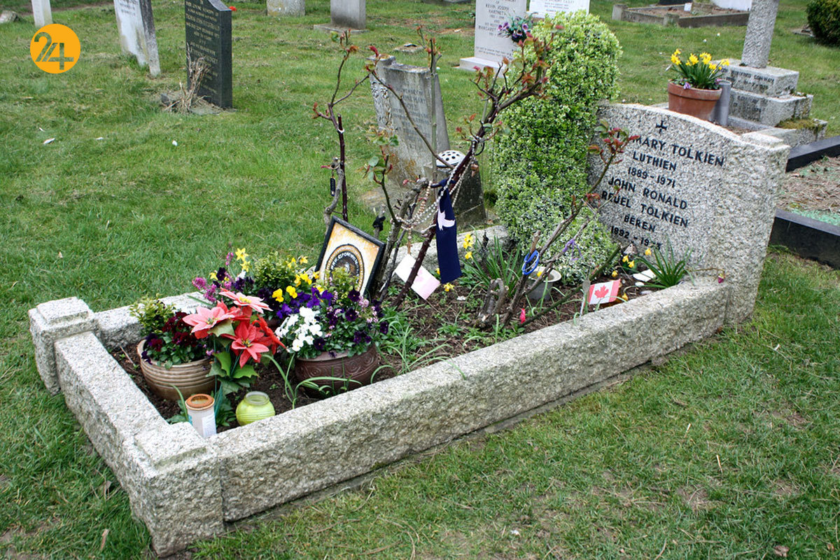 آرامگاه چهرههای مشهور جهان از جاناف کندی تا بروسلی آرامگاه چهرههای مشهور جهان از جاناف کندی تا بروسلی