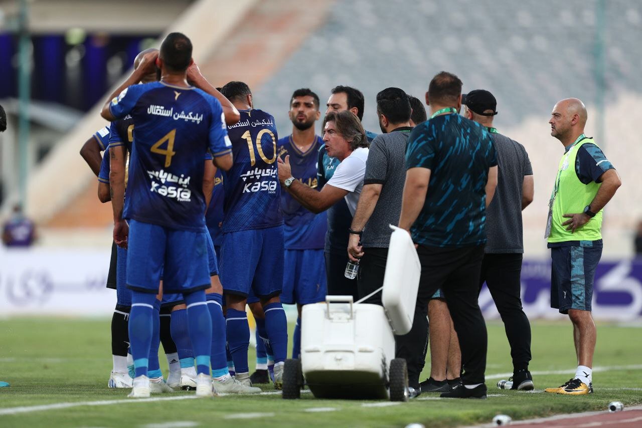 ساپینتو باید اخراج می‌شد/ حداقل محرومیت سرمربی استقلال مشخص است