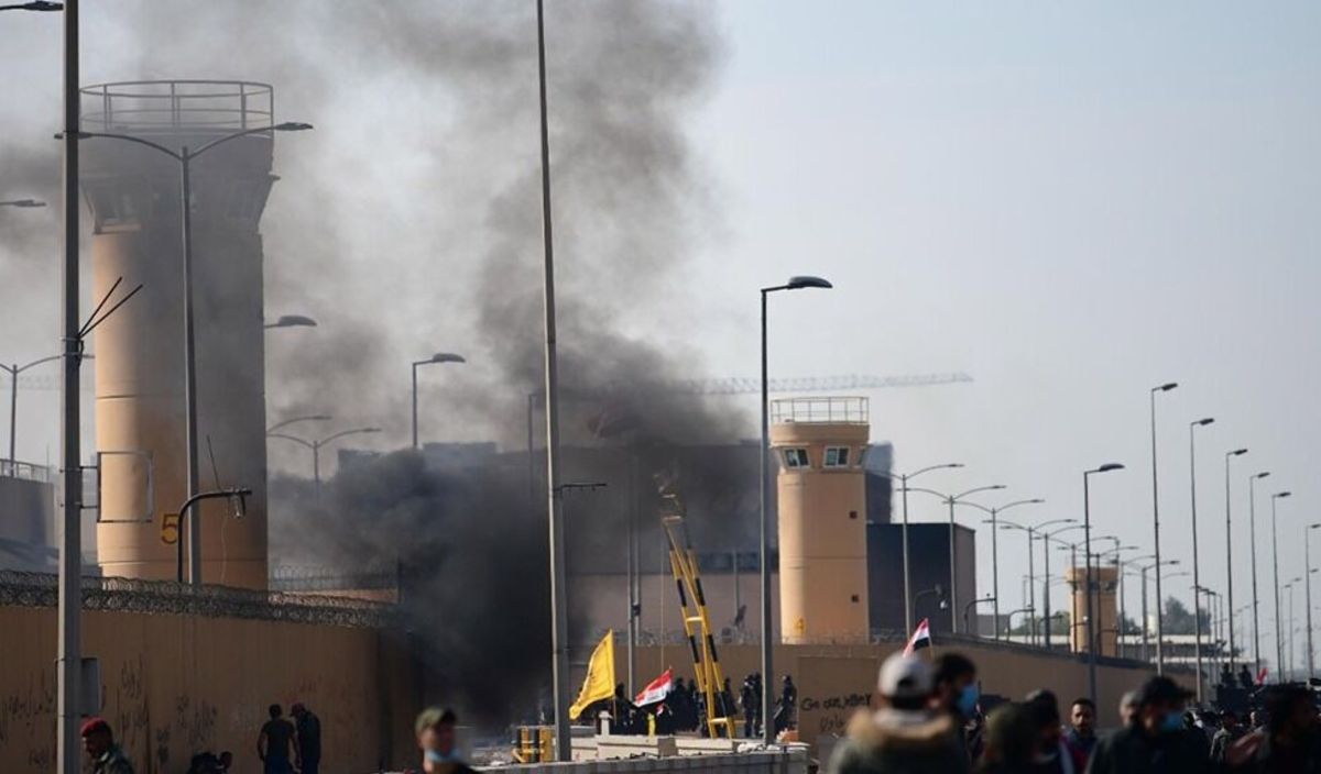 انفجار در سفارت انگلیس