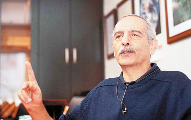 کمال اطهاری