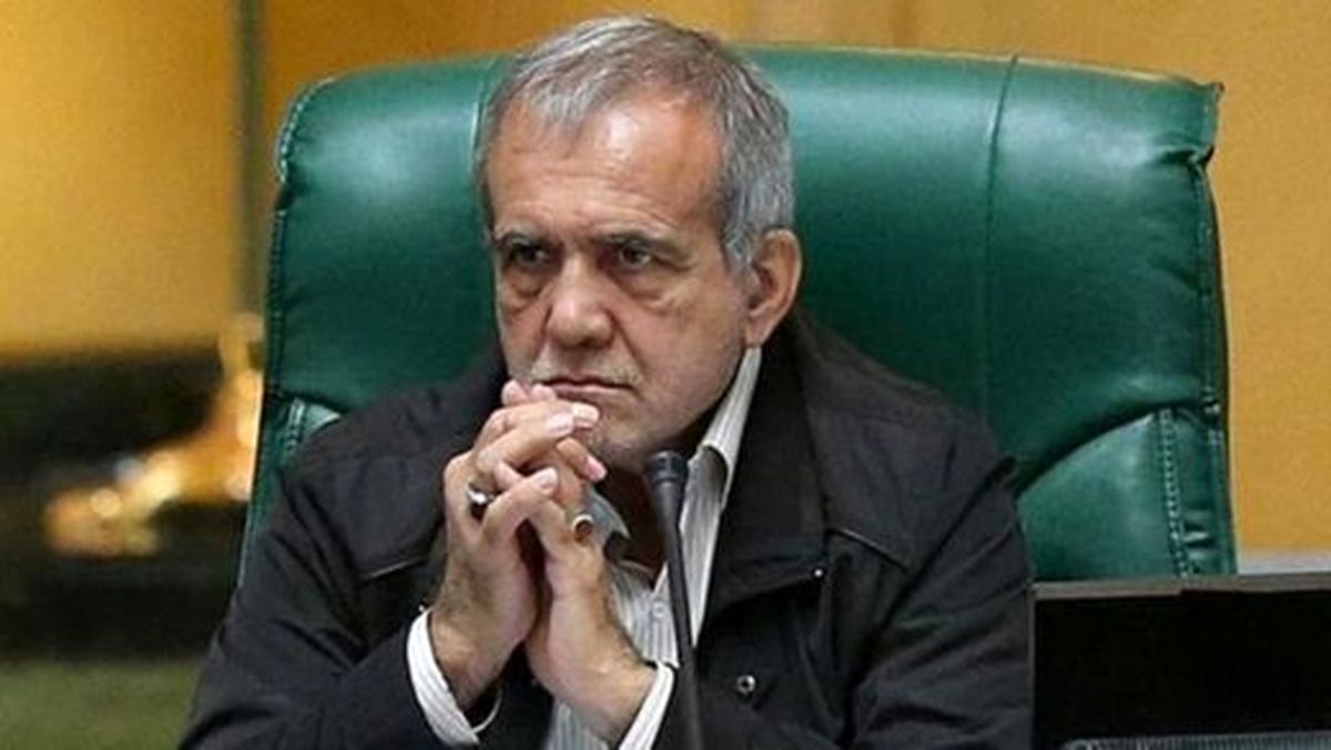 آقایان بگویند حکومتی که ۴۰ سال دستشان بوده، صداوسیما و مدرسه را چگونه تربیت کردیم که جوانانمان اینطور شدند؟ آقایان بگویند حکومتی که ۴۰ سال دستشان بوده، صداوسیما و مدرسه را چگونه تربیت کردیم که جوانانمان اینطور شدند؟