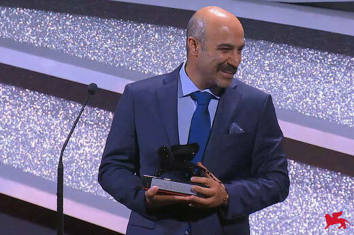 صحبت‌های محسن تنابنده بعد از جایزه جشنواره ونیز +فیلم