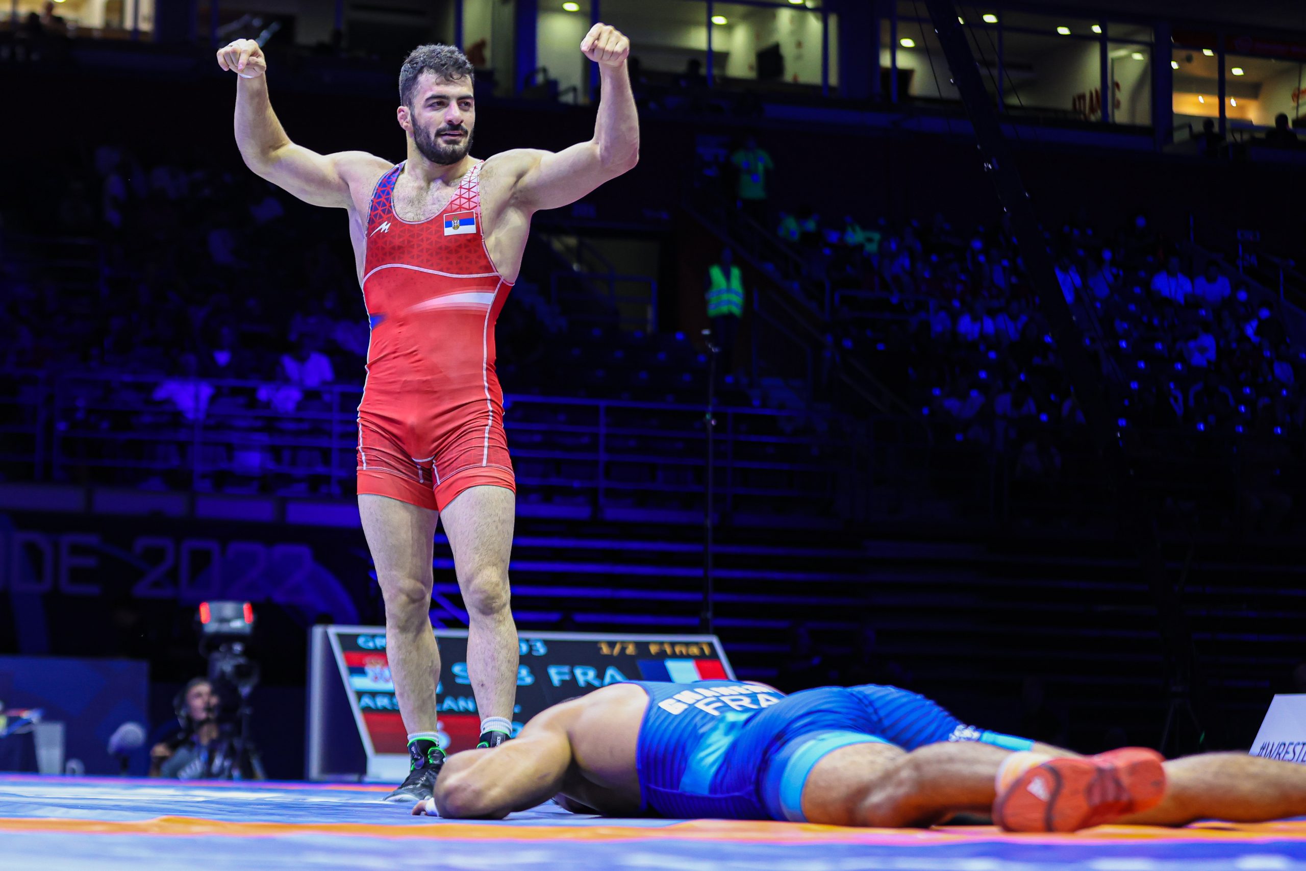 گریه های علی ارسلان بعد از کسب طلای جهان +فیلم گریه های علی ارسلان بعد از کسب طلای جهان +فیلم