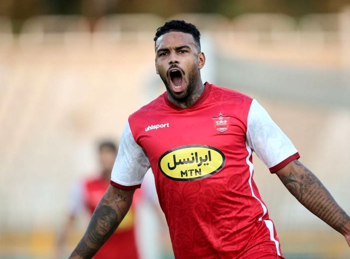 قرارداد ستاره خارجی پرسپولیس تمدید می‌شود؟