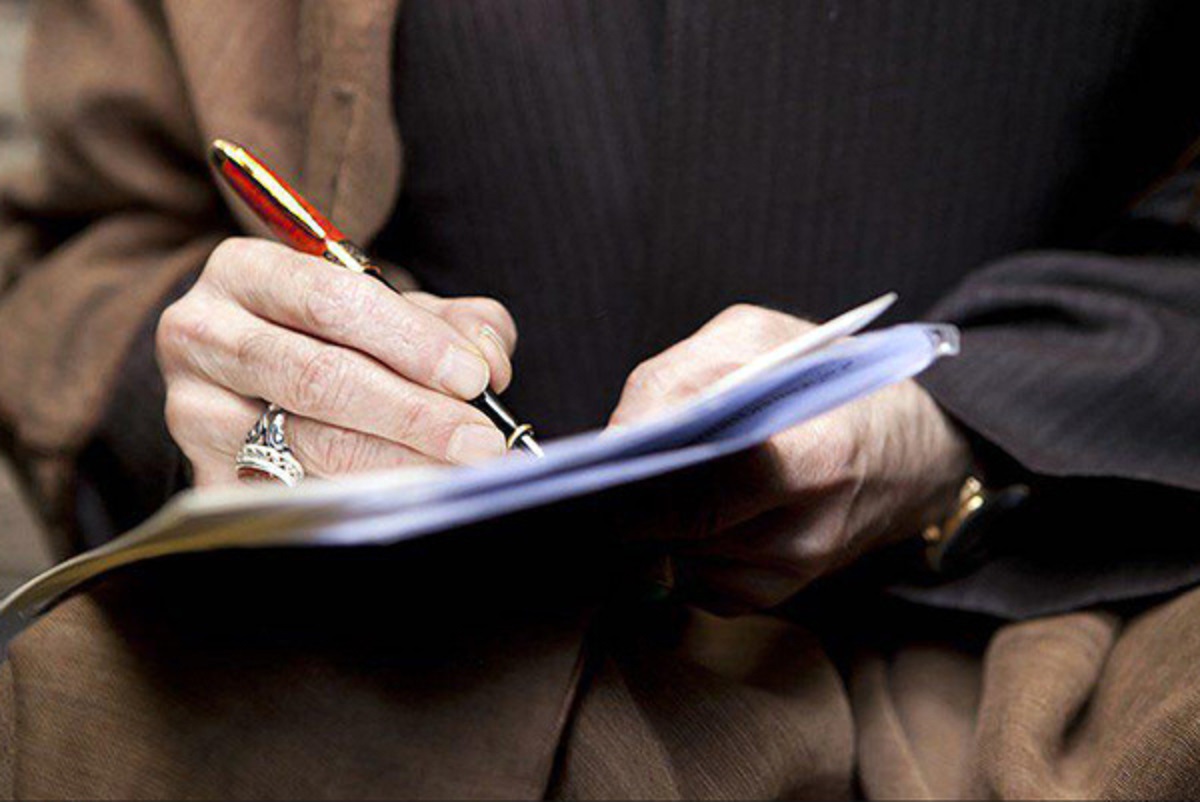 به کما رفتن دختر بازداشت شده به کما رفتن دختر بازداشت شده