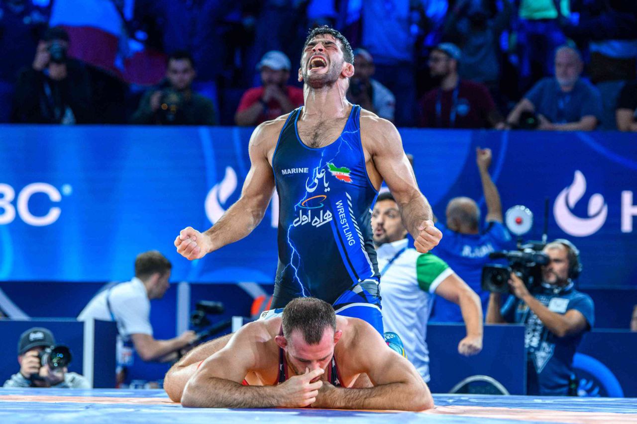 یزدانی – تیلور؛ چشم در چشم دشمن آشنا