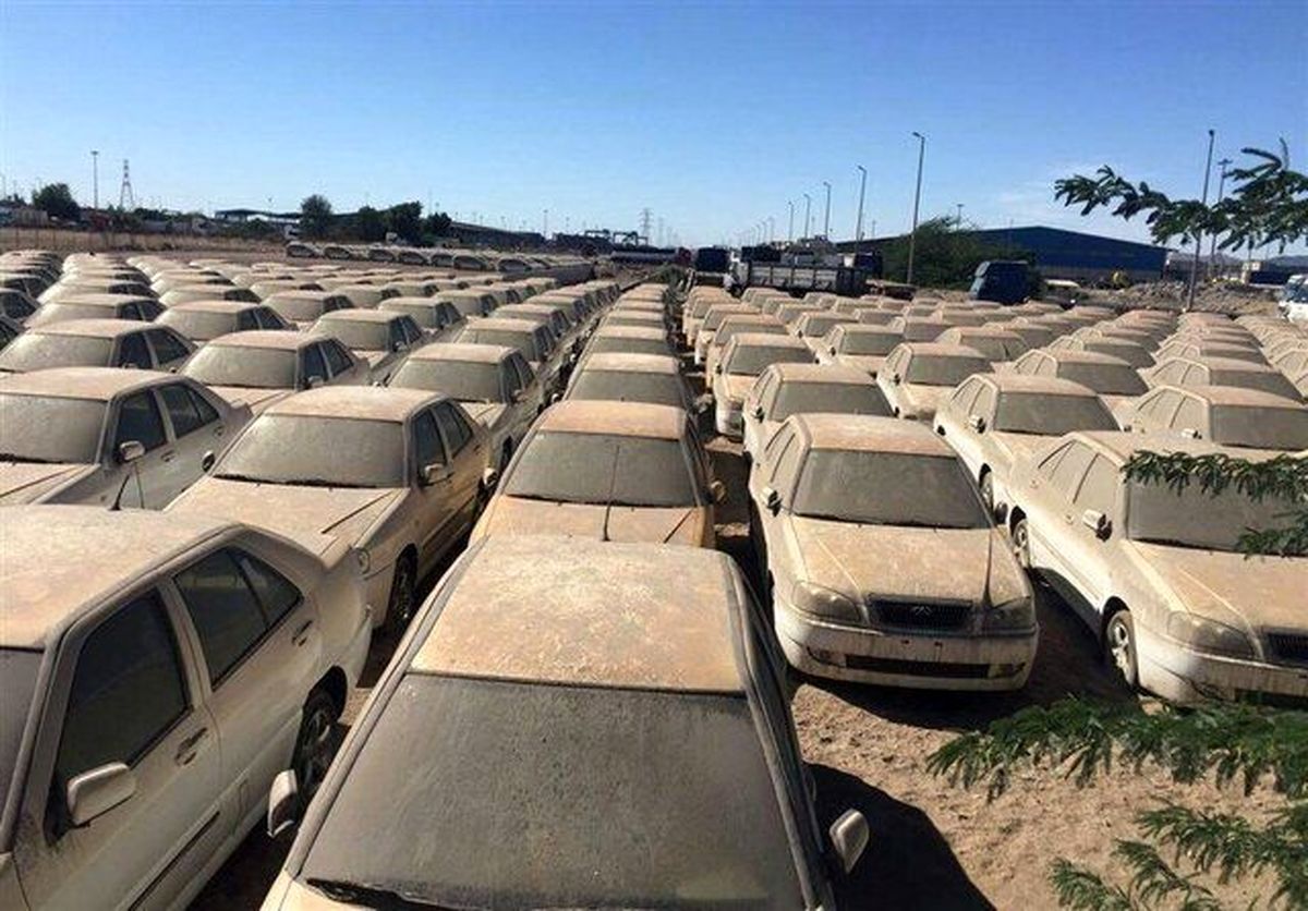 سرنوشت نامعلوم ۲۴۰۰ خودروی خارجی در گمرک