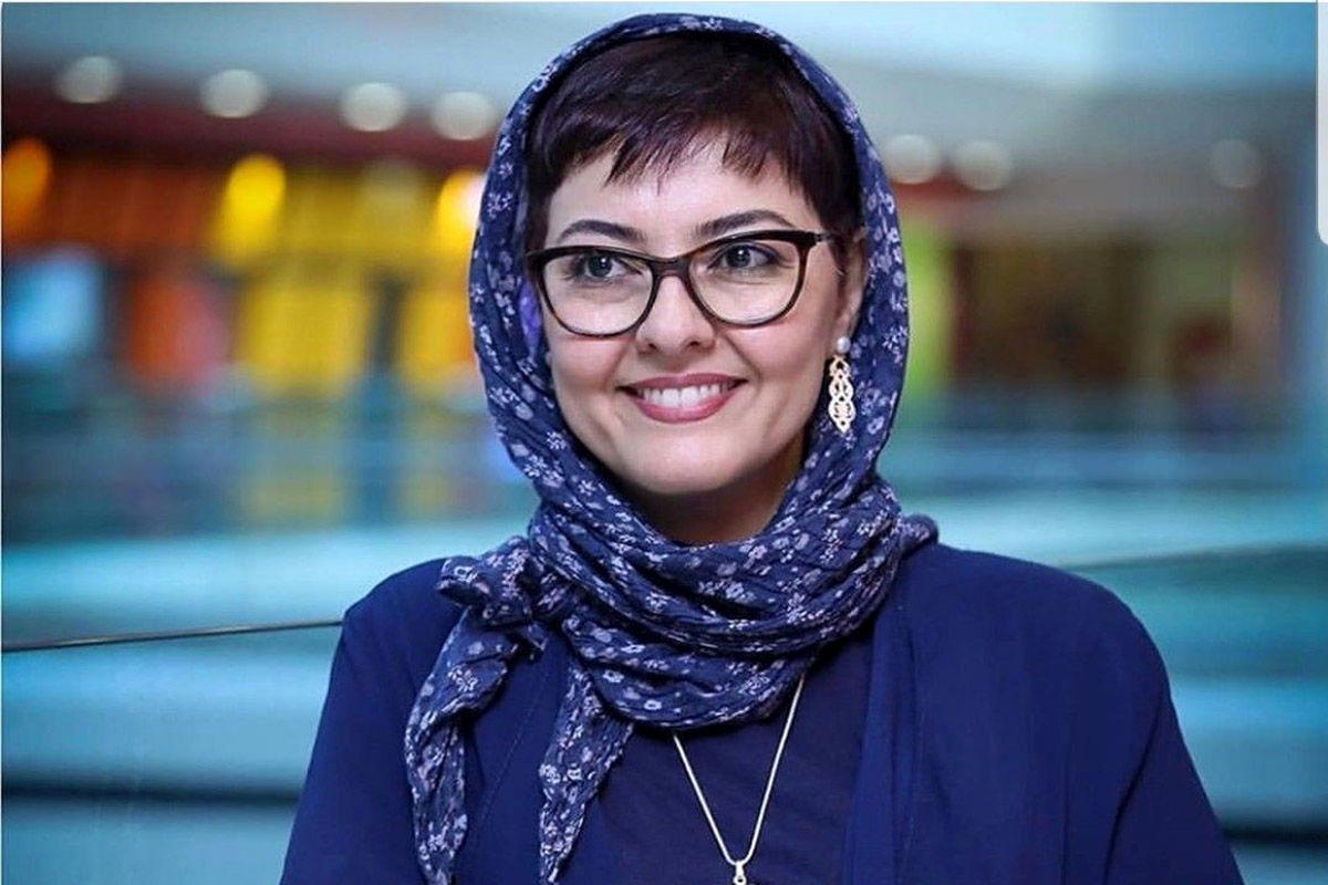 آناهیتا همتی