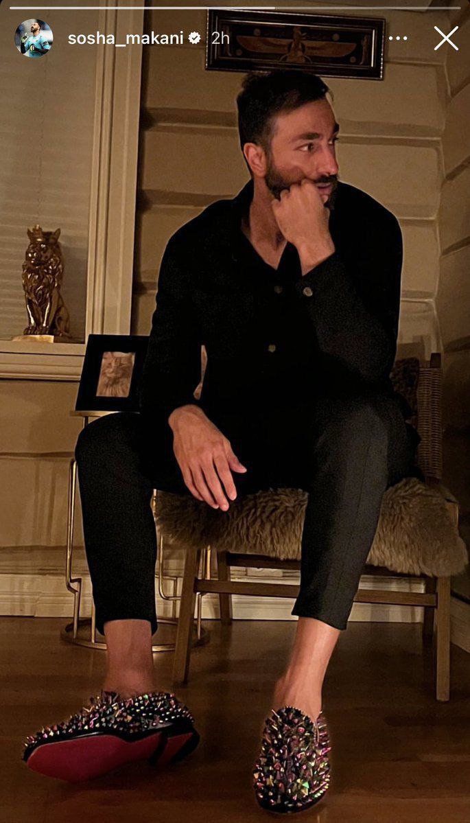 کفش‌های عجیب سوشا مکانی