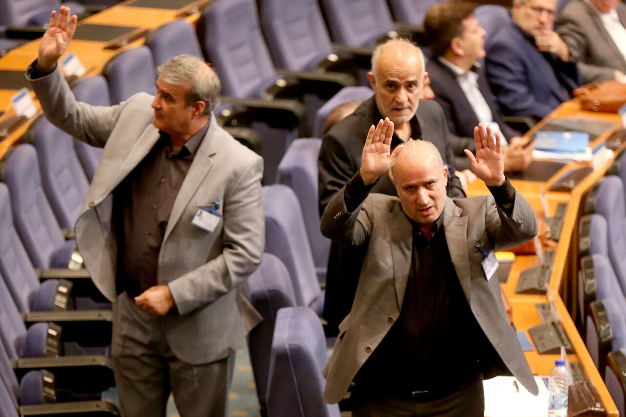 حرف‌های خصوصی درویش با تاج و نبی پس از رای گیری +فیلم