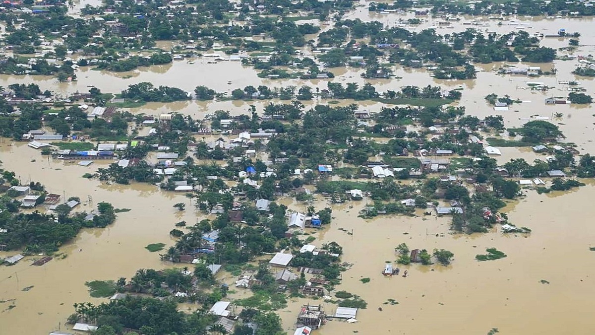 تصاویر پهپادی گاردین از عمق فاجعه سیل در پاکستان +فیلم