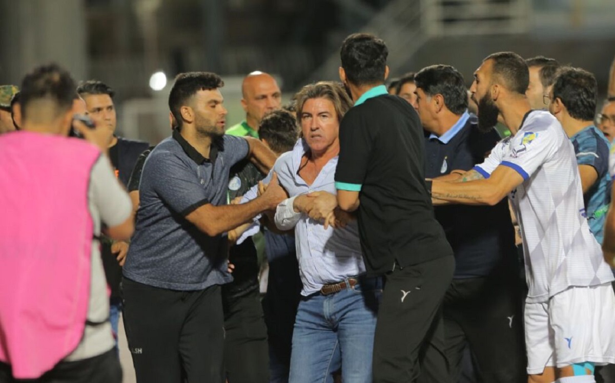 سرمربی استقلال