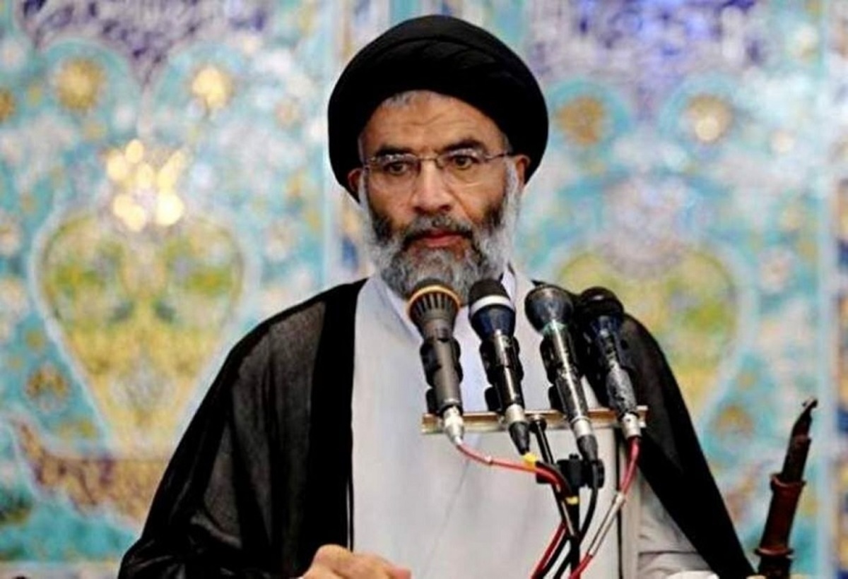 نماینده، ولی فقیه در خوزستان: قطعا انقلاب اسلامی از حجاب عقب‌نشینی نمی‌کند!