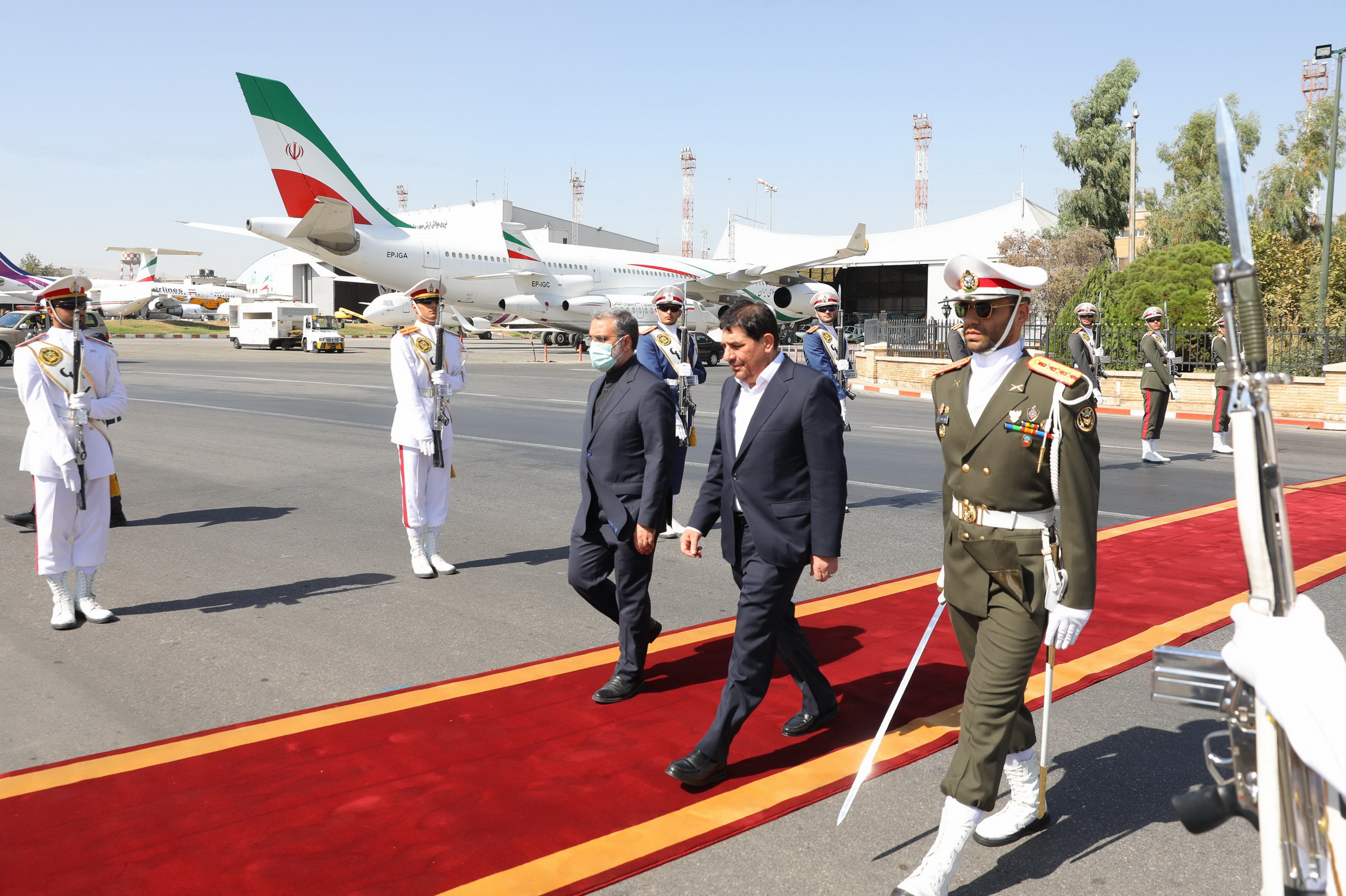 مخبر: کشور‌های حاشیه خزر برای گسترش روابط مصمم هستند/ توسعه مناسبات با کشور‌های همسایه از راهبرد‌های دولت است