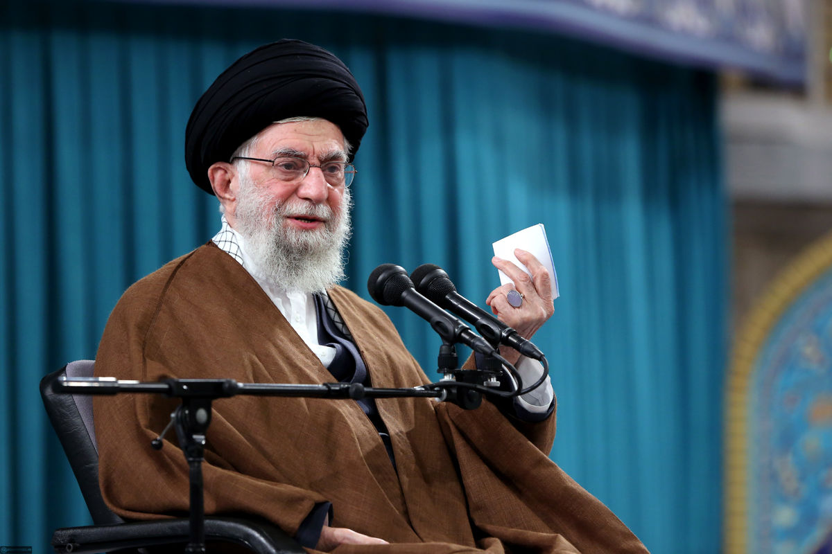 رهبر انقلاب: نگذاریم ورزش به پلی برای ورود فرهنگ غربی تبدیل شود رهبر انقلاب: نگذاریم ورزش به پلی برای ورود فرهنگ غربی تبدیل شود