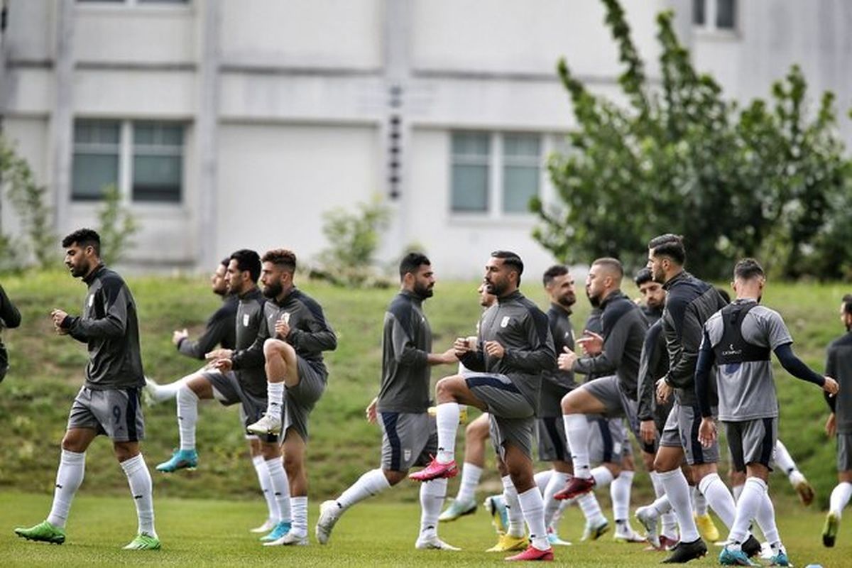 سورپرایز کی‌روش مقابل اروگوئه گدام بازیکن بود؟