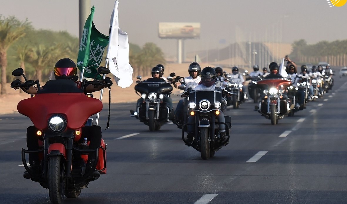 موتورسواران در جشن ملی روز بنیانگذاری پادشاهی عربستان +فیلم