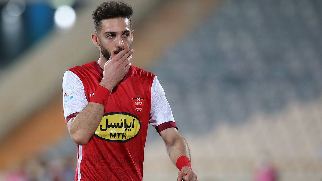 ستاره پرسپولیس به ته خط رسید/ یحیی این بار با درخواست رضایتنامه موافقت می‌کند