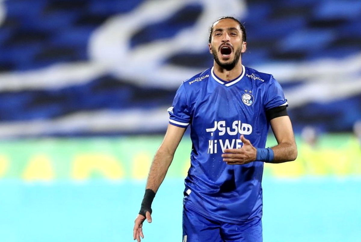 ساپینتو مدافع جنجالی استقلال را اخراج کرد ساپینتو مدافع جنجالی استقلال را اخراج کرد