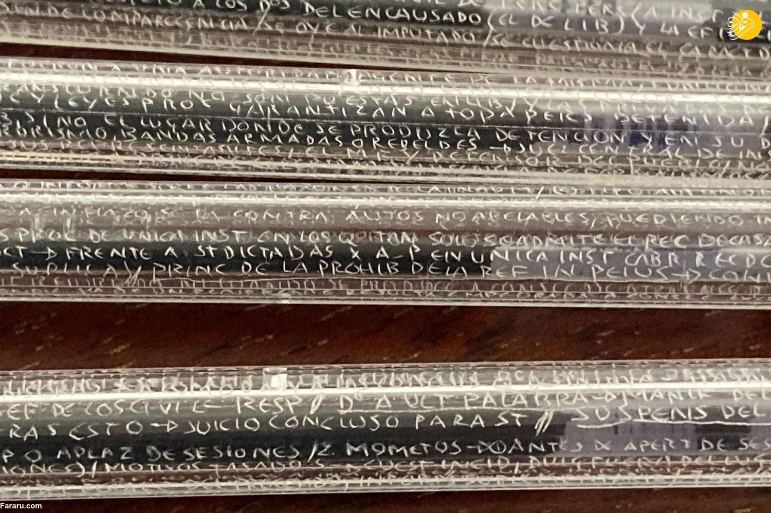 هنر تقلب یک دانشجو با خودکار بیک! هنر تقلب یک دانشجو با خودکار بیک!