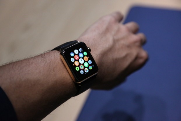 تنظیم ساعت و تاریخ ساعت هوشمند چگونه است؟