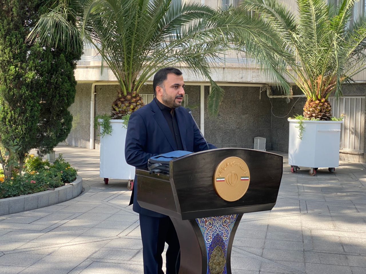 برخی پلتفرم‌ها بستر اعتراضات شده بودند که محدودیت بر آن‌ها اعمال کردیم/ تا زمانی که این پلتفرم ها به کشور آسیب می زنند محدودیت ادامه دارد