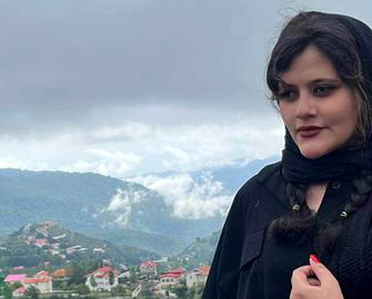 نماینده مجلس: پزشکی‌قانونی باید تا پایان این هفته گزارش مرگ مهسا امینی را ارائه کند