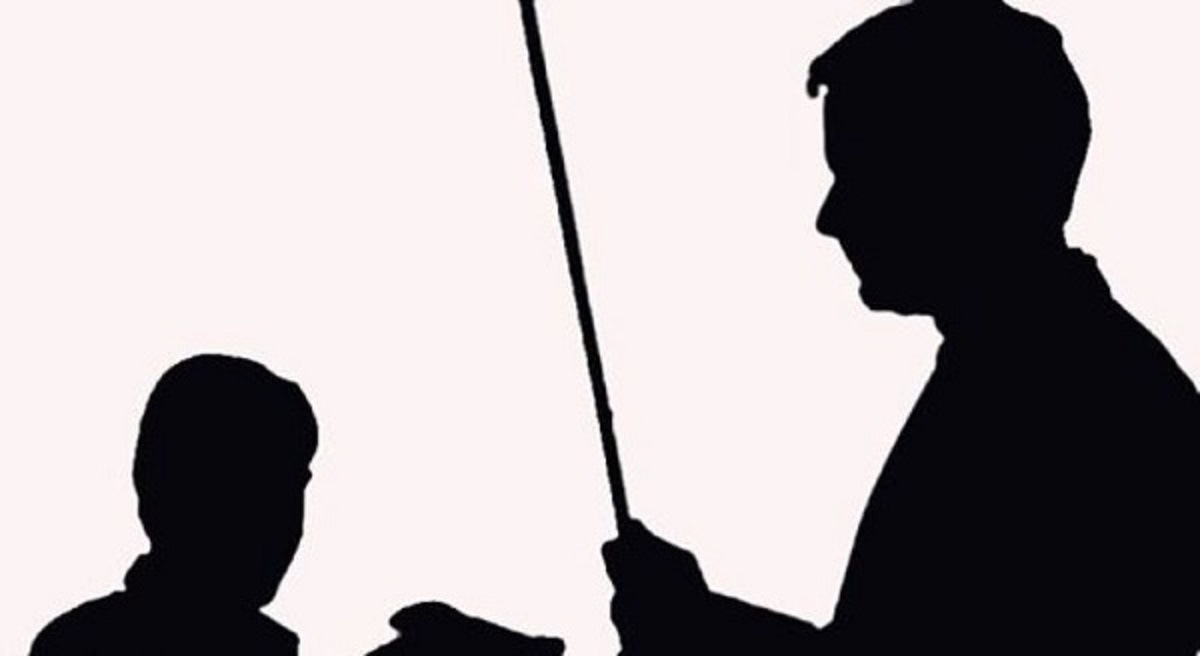 تنبیه بدنی دانش‌آموزان