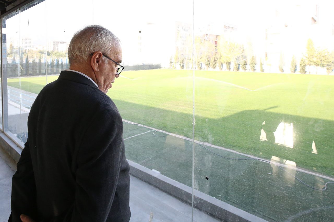 درخواست ویژه فتح‌الله‌زاده از مهاجم استقلال