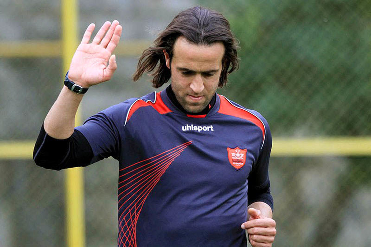 بهادری جهرمی: علی کریمی مشکلی برای بازگشت به کشور ندارد بهادری جهرمی: علی کریمی مشکلی برای بازگشت به کشور ندارد