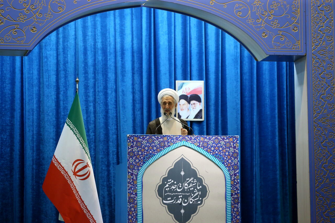 تحریم‌های آمریکا، ما را بیدار کرد/ ملت ایران خیانت‌های آمریکا را فراموش نمی‌کند